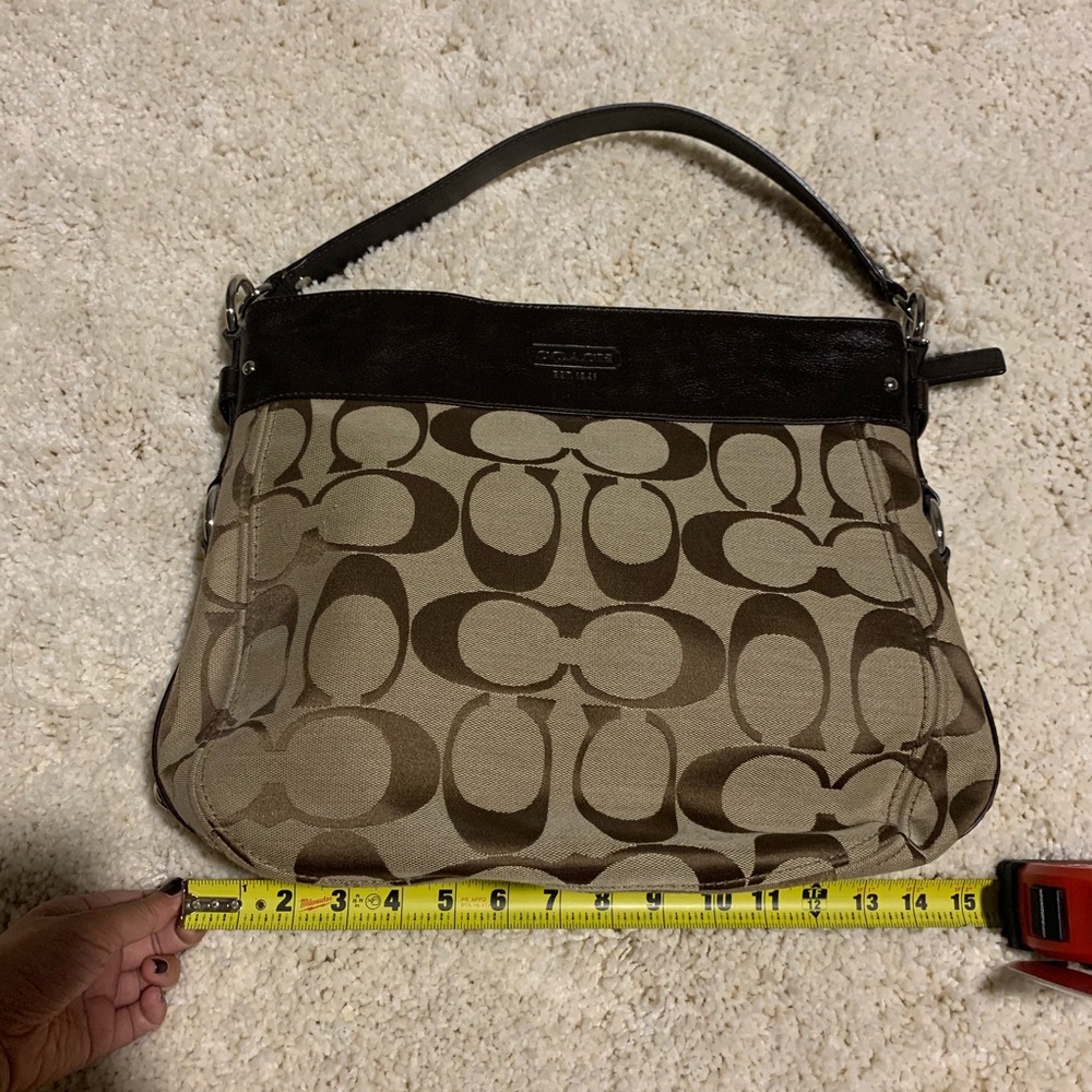 Coach - Like brand new - Used Once Purse